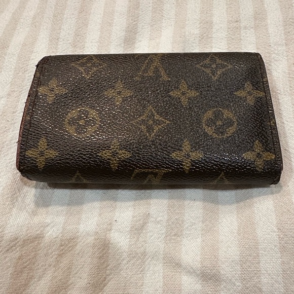 Louis Vuitton wallet - Picture 9 of 16